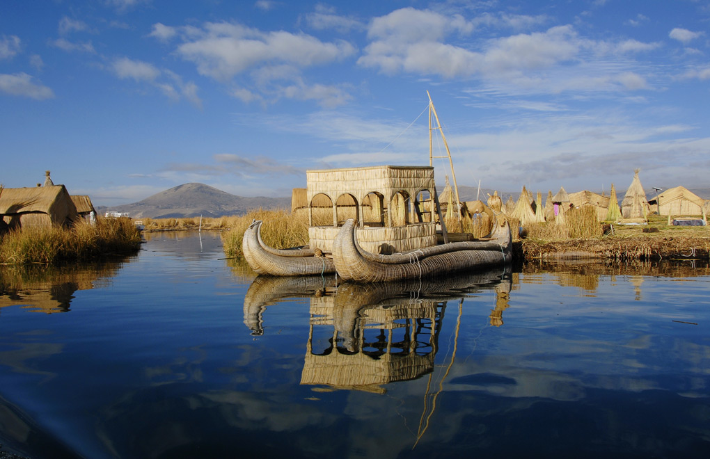 Lac Titicaca : Le fascinant lac péruvien dans le ciel