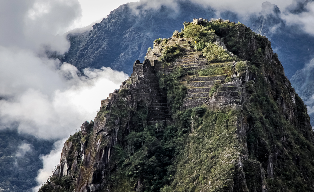 Le frisson exaltant de l'escalade Huayna Picchu lors d'un voyage au Pérou